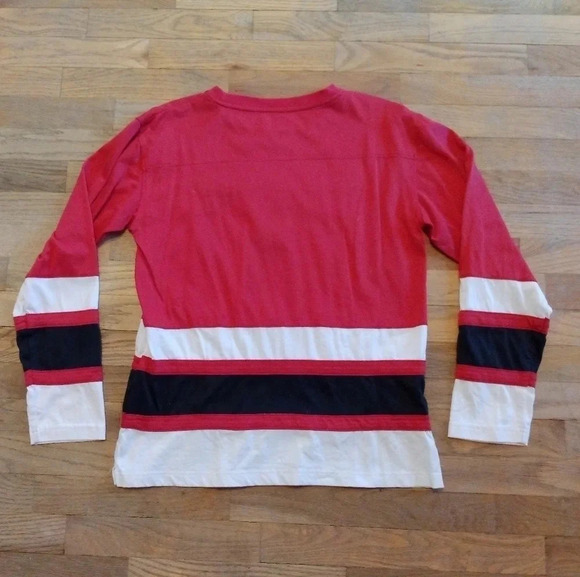 CHICAGO BLACKHAWKS Shirt Men's Long Sleeve Embroidered Red Black Medium - Picture 2 of 7
